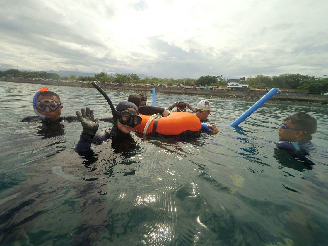 Kampoeng Nelayan Hotel Palu Exteriör bild